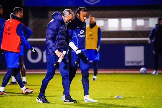 日韩av在线播放网址